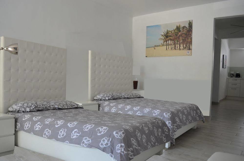 Miami Club Resort Miami Beach Ngoại thất bức ảnh